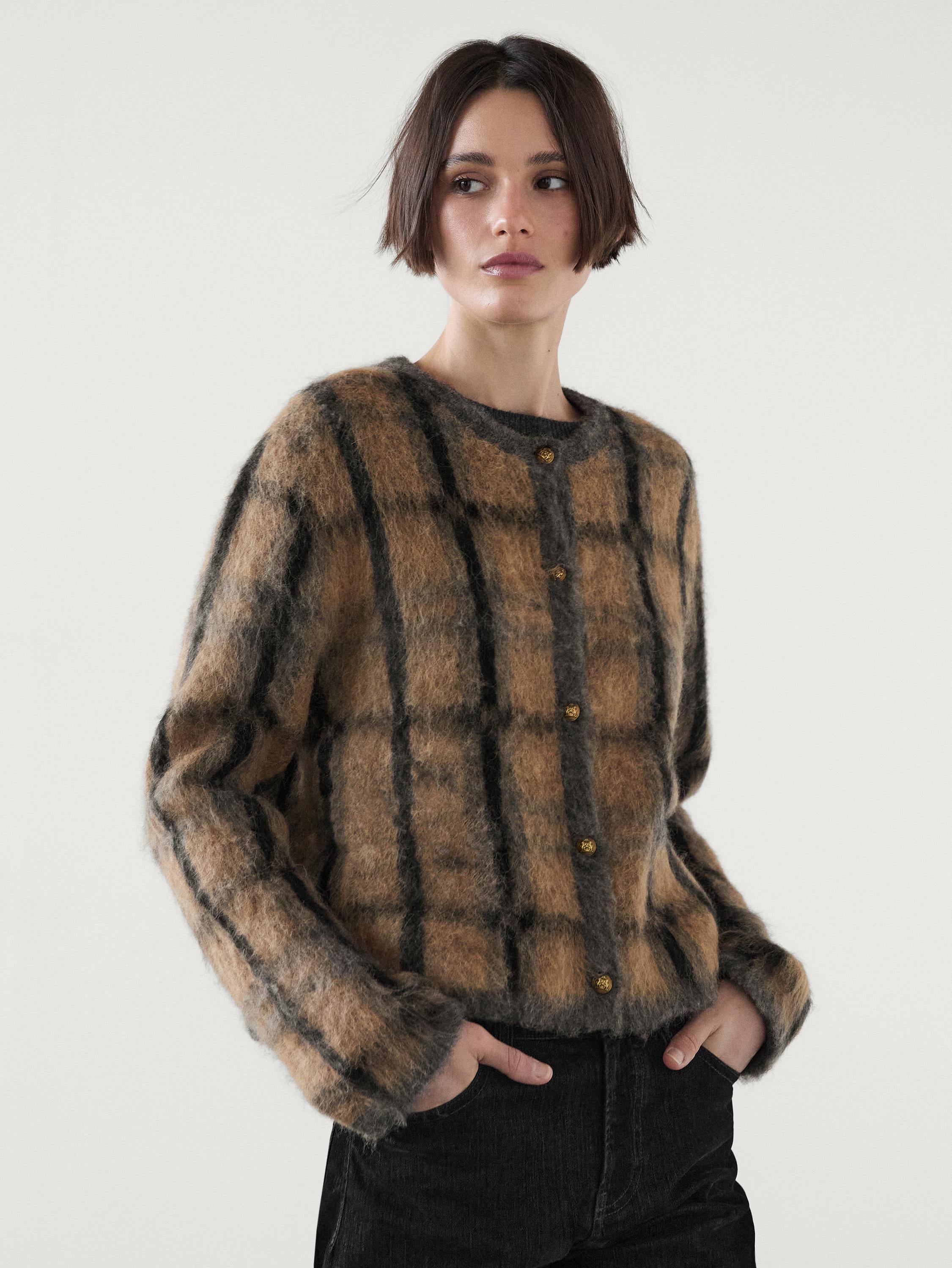 MD Kareli Yün ve Alpaka Karışımlı Hırka