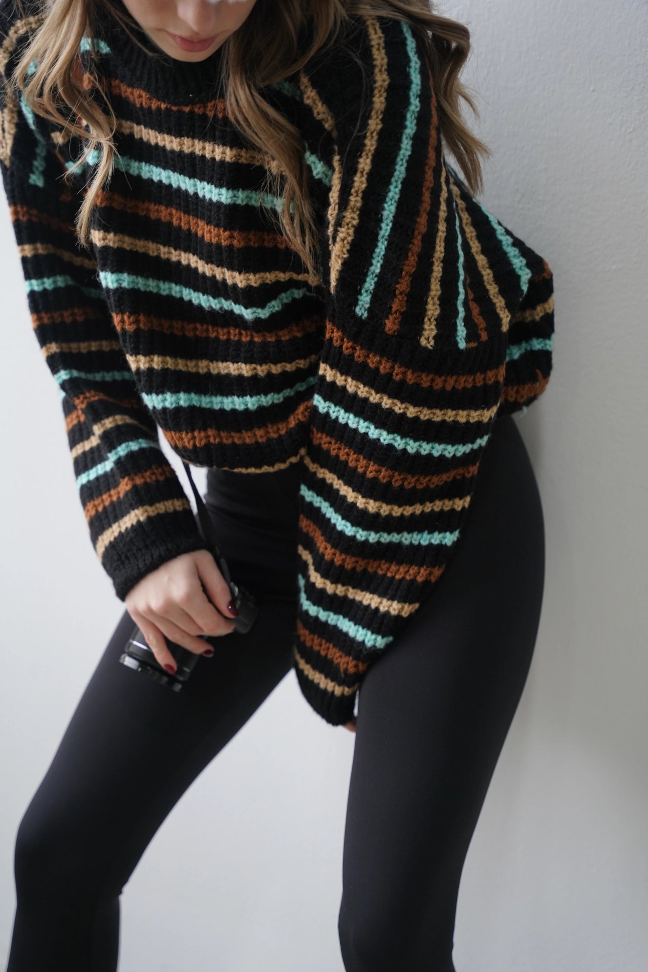 Crop Örme Triko Kazak - Renkli Çizgili Siyah