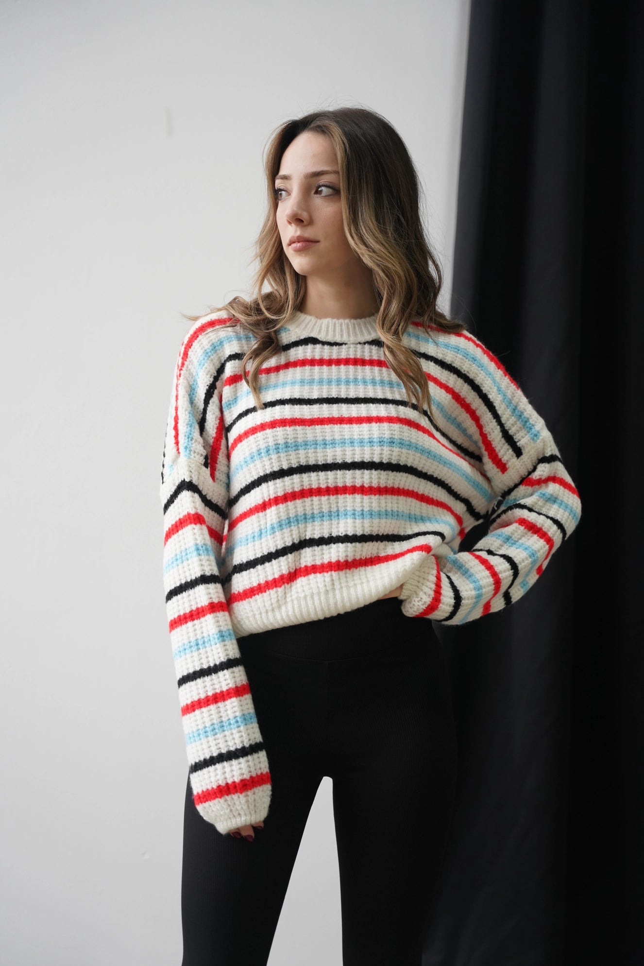 Crop Örme Triko Kazak - Renkli Çizgili Beyaz