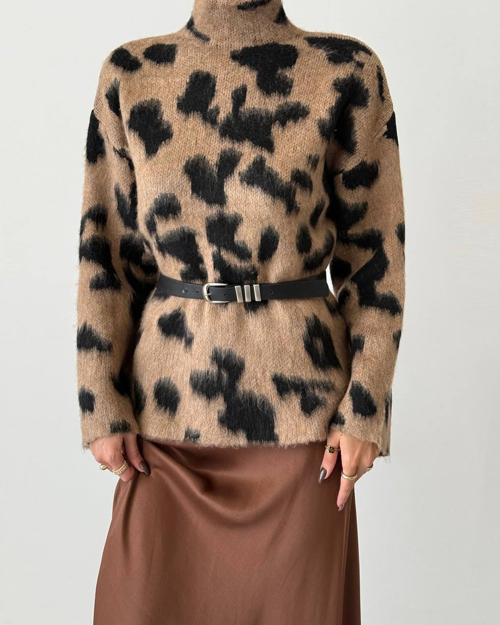 Desenli Boğazlı Triko