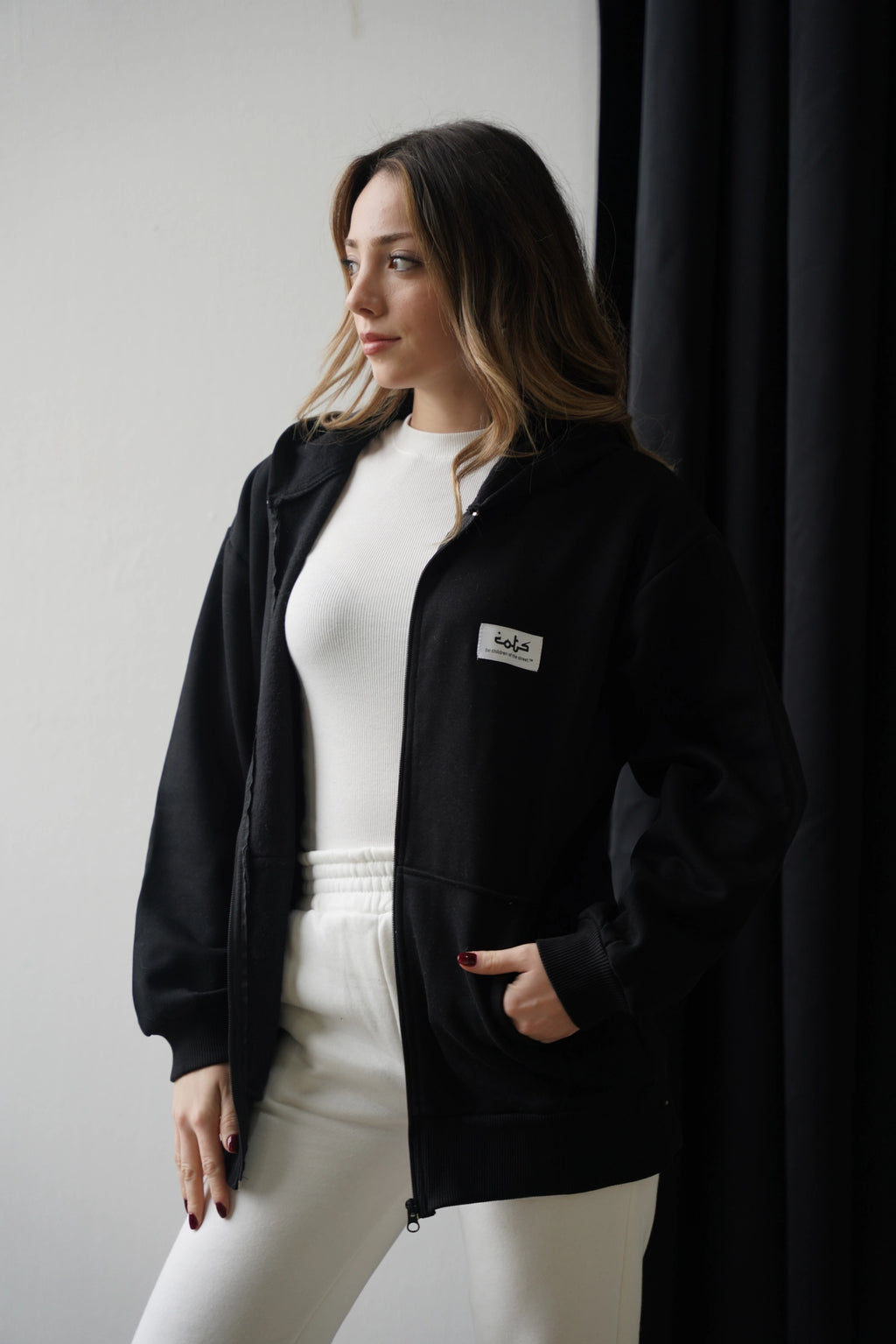 COTS Fermuarlı Kapüşonlu Sweatshirt - Siyah