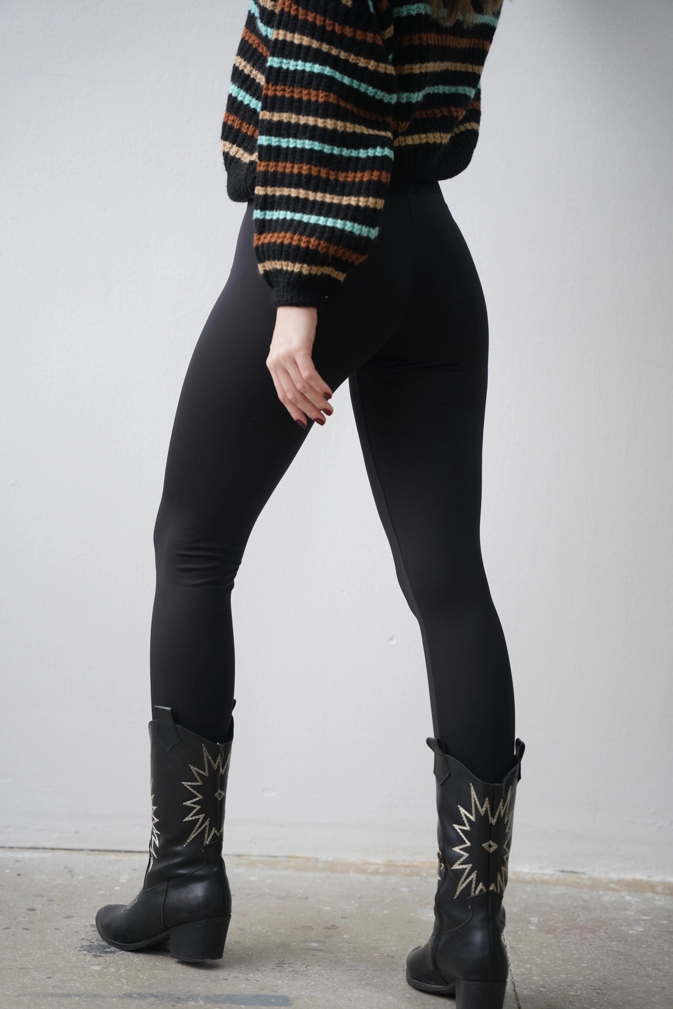 Yüksel Bel Şardonlu Tayt - Siyah