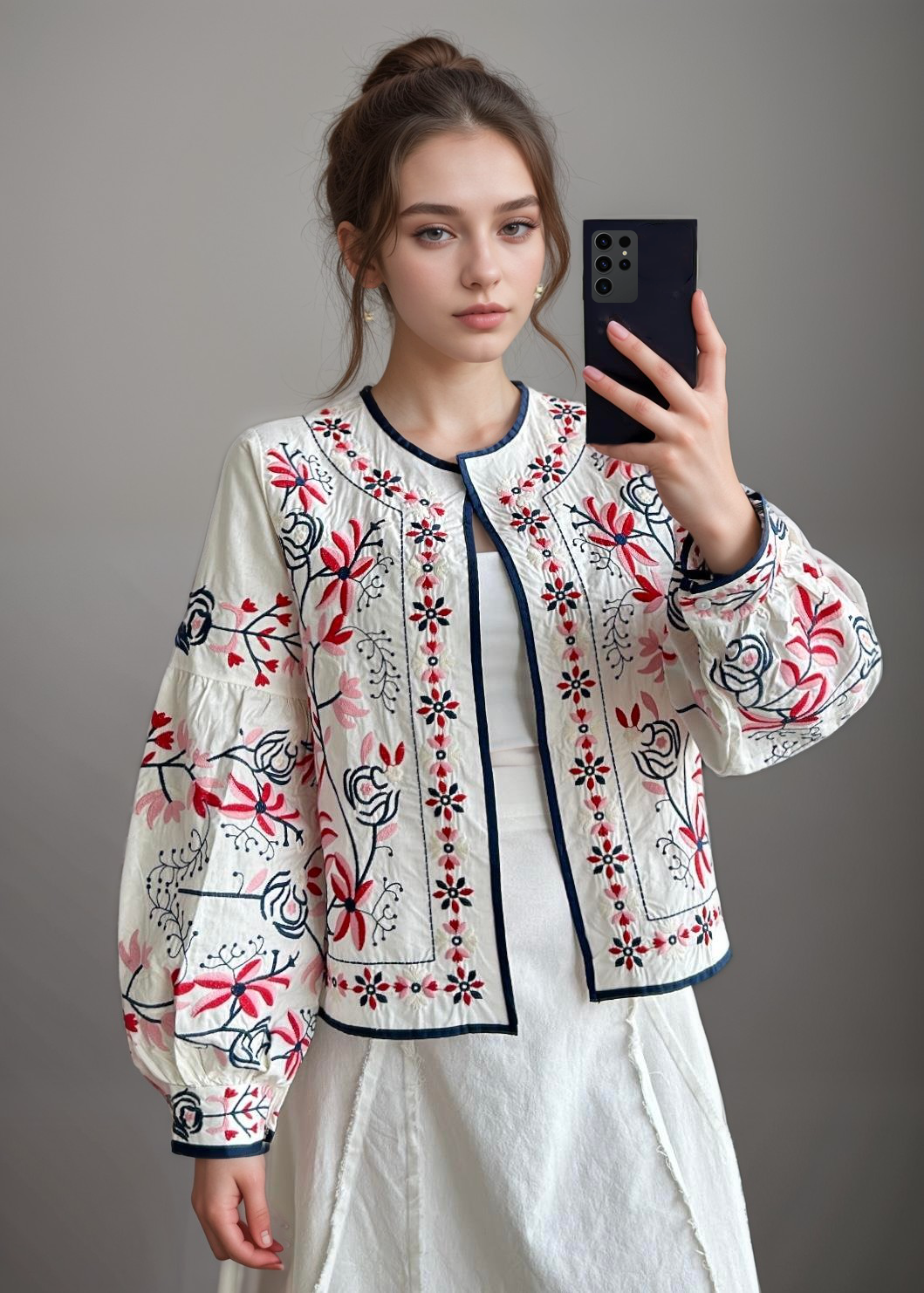 Çiçek Desen İşlemeli Ceket